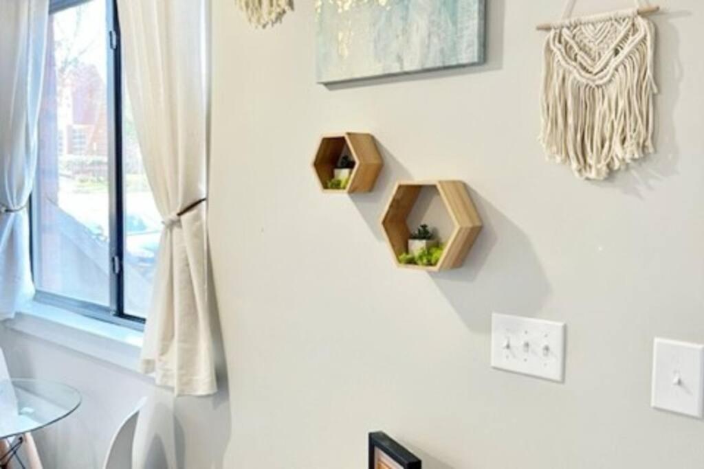 Townhouse In Uptown King Bed-Wi-Fi-Free Parking-Pool Apartment Charlotte Luaran gambar