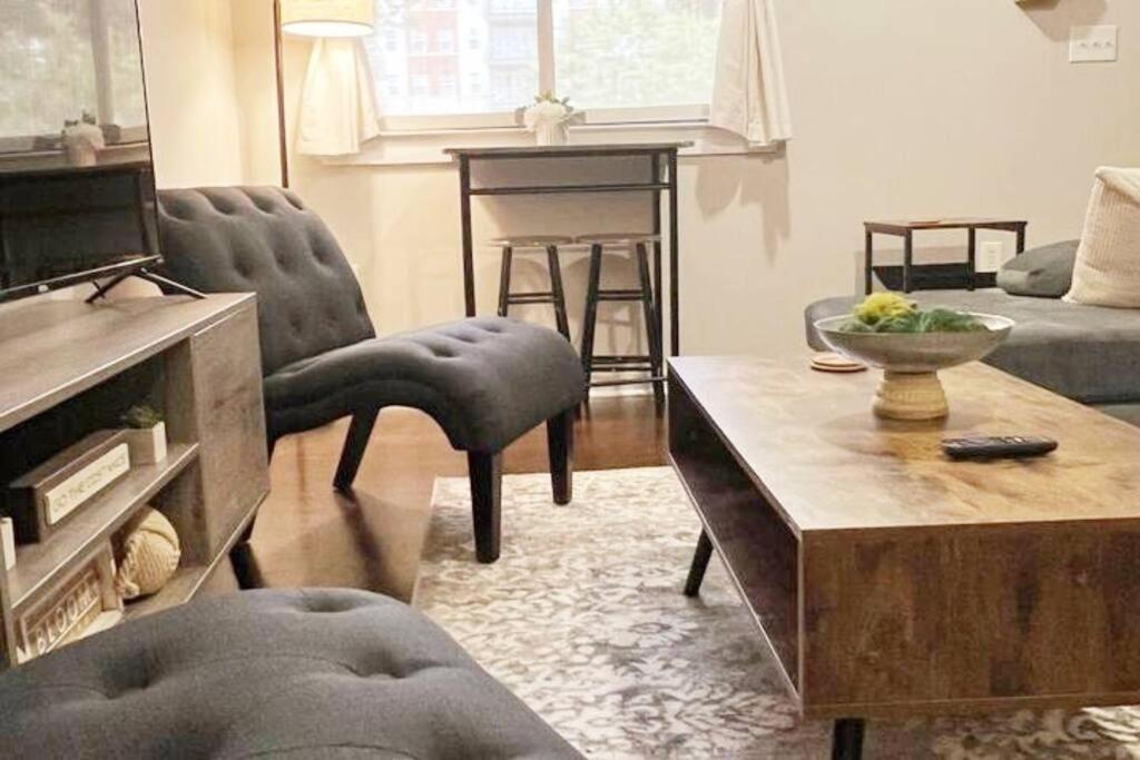 Townhouse In Uptown King Bed-Wi-Fi-Free Parking-Pool Apartment Charlotte Luaran gambar